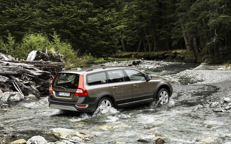  Volvo XC70 3.2 AWD 2008 года  (фото 13 из 68)